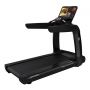 Life Fitness Platinum Club Series Treadmill - SE3 HD